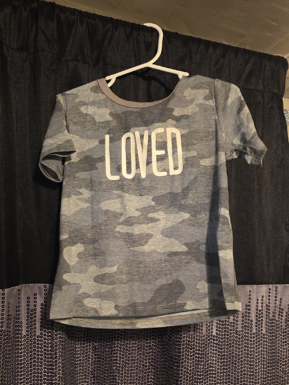a:glow Blue Gray Camo 'LOVED' Short Sleeve Tee